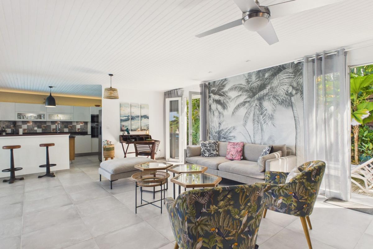 Location villa 10 personnes 5 chambres Martinique - vue vers bureau